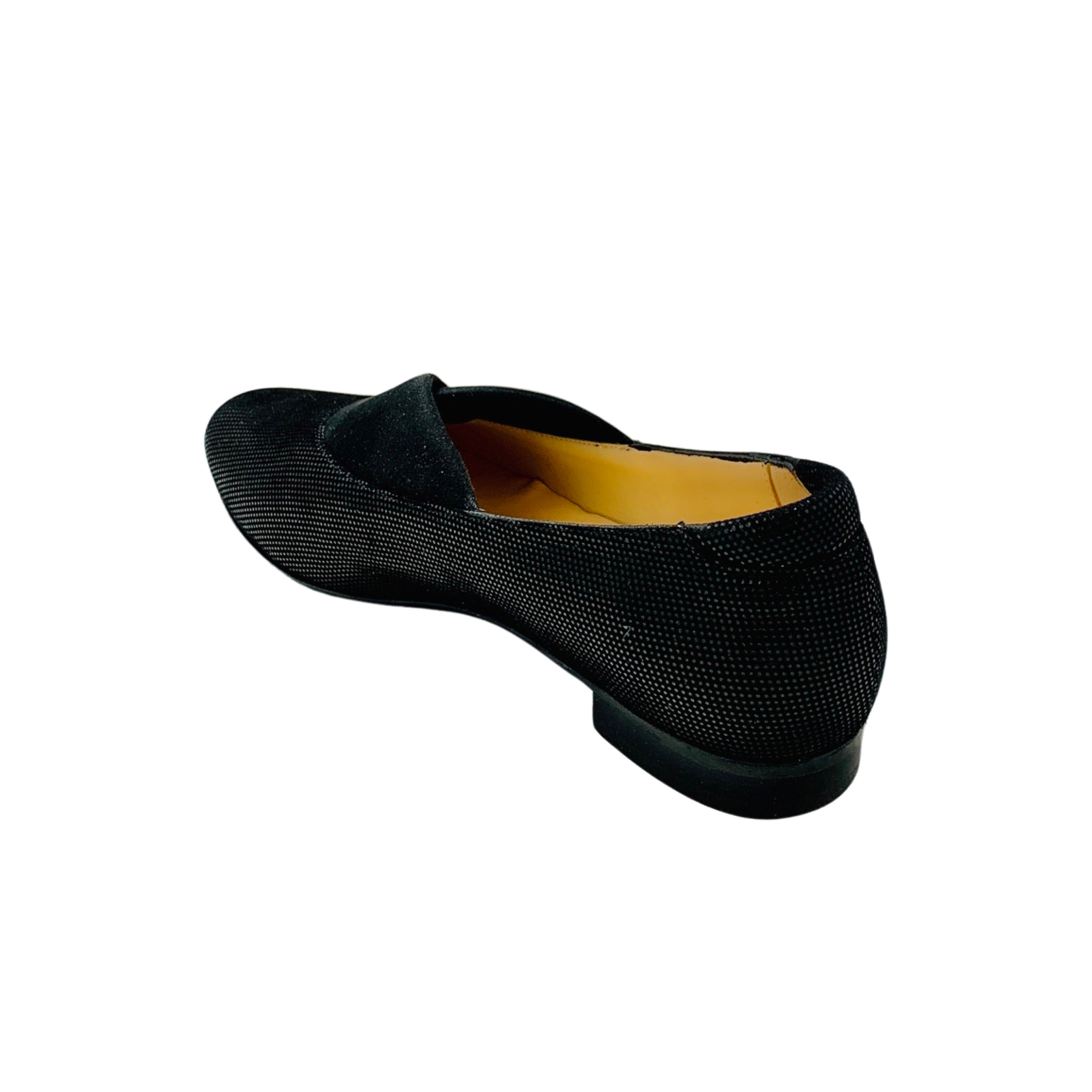 235038 Black Flat