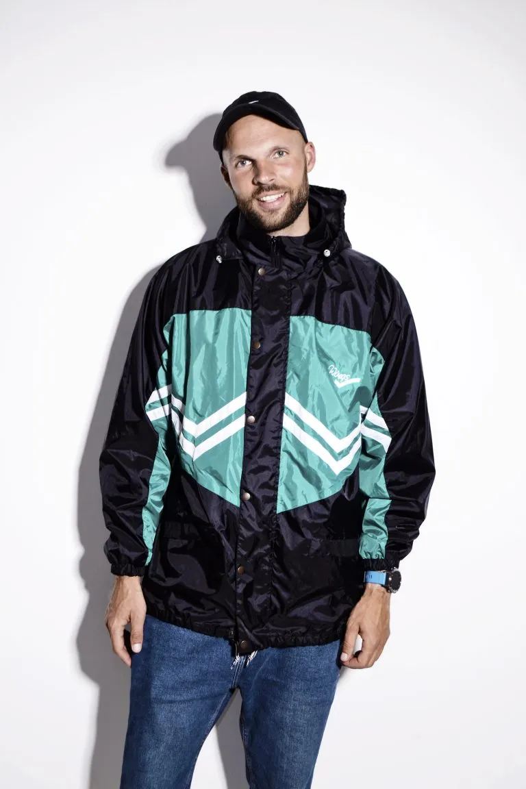 90s windbreaker jacket