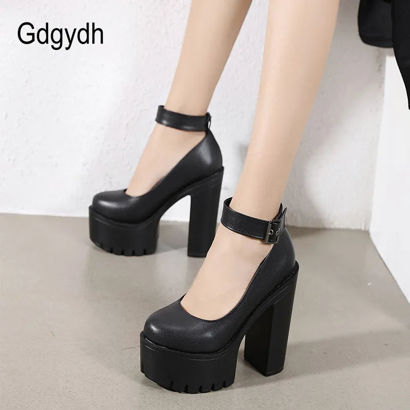 GIGIFOX Platform High Heel Pumps with Metal Chain