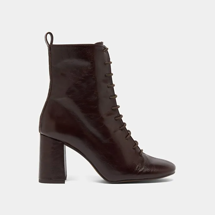 Heeled and lace-up ankle boots in chocolate distressed leather