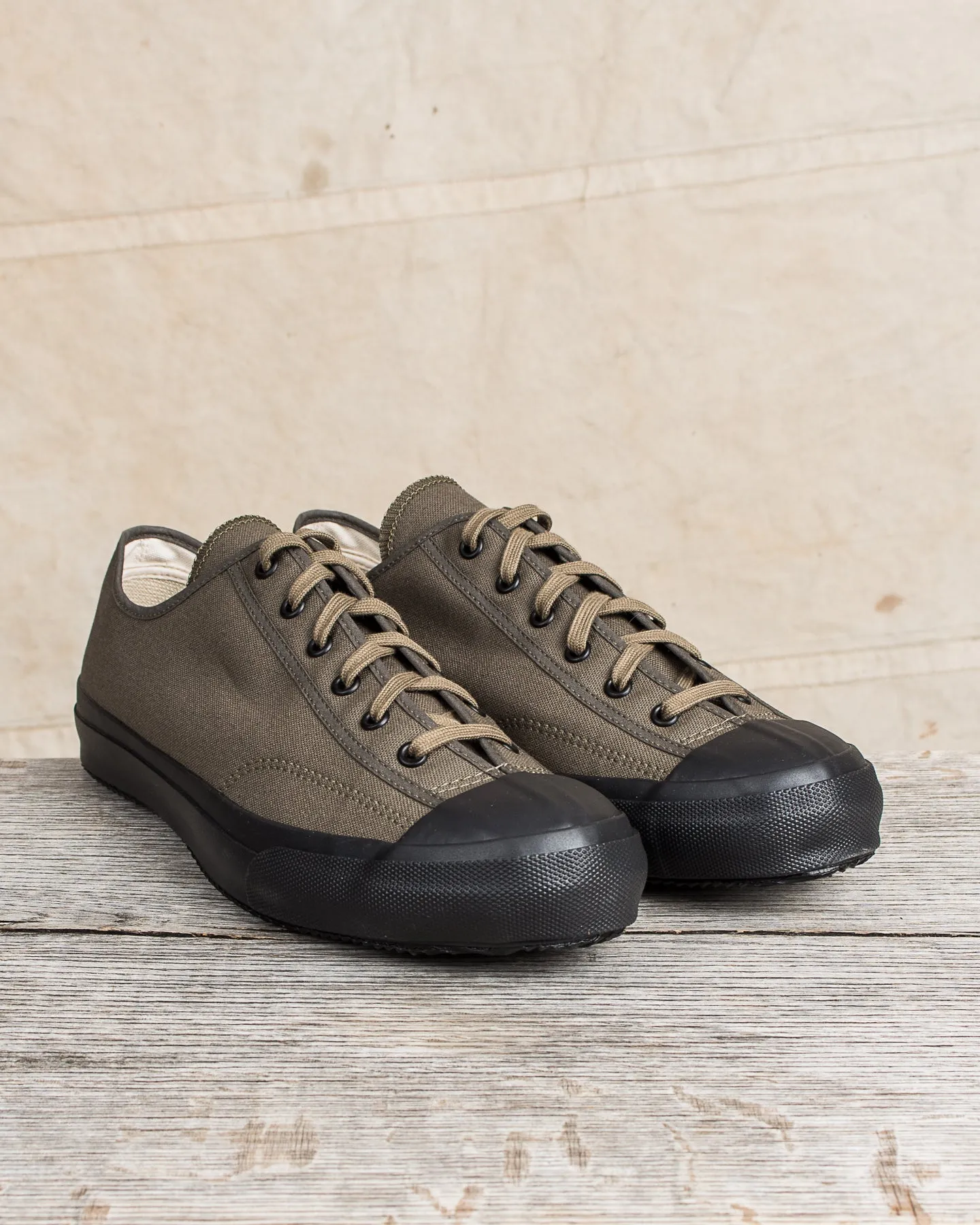 Moonstar Gym Classic Vulcanized Rubber Sneakers Olive