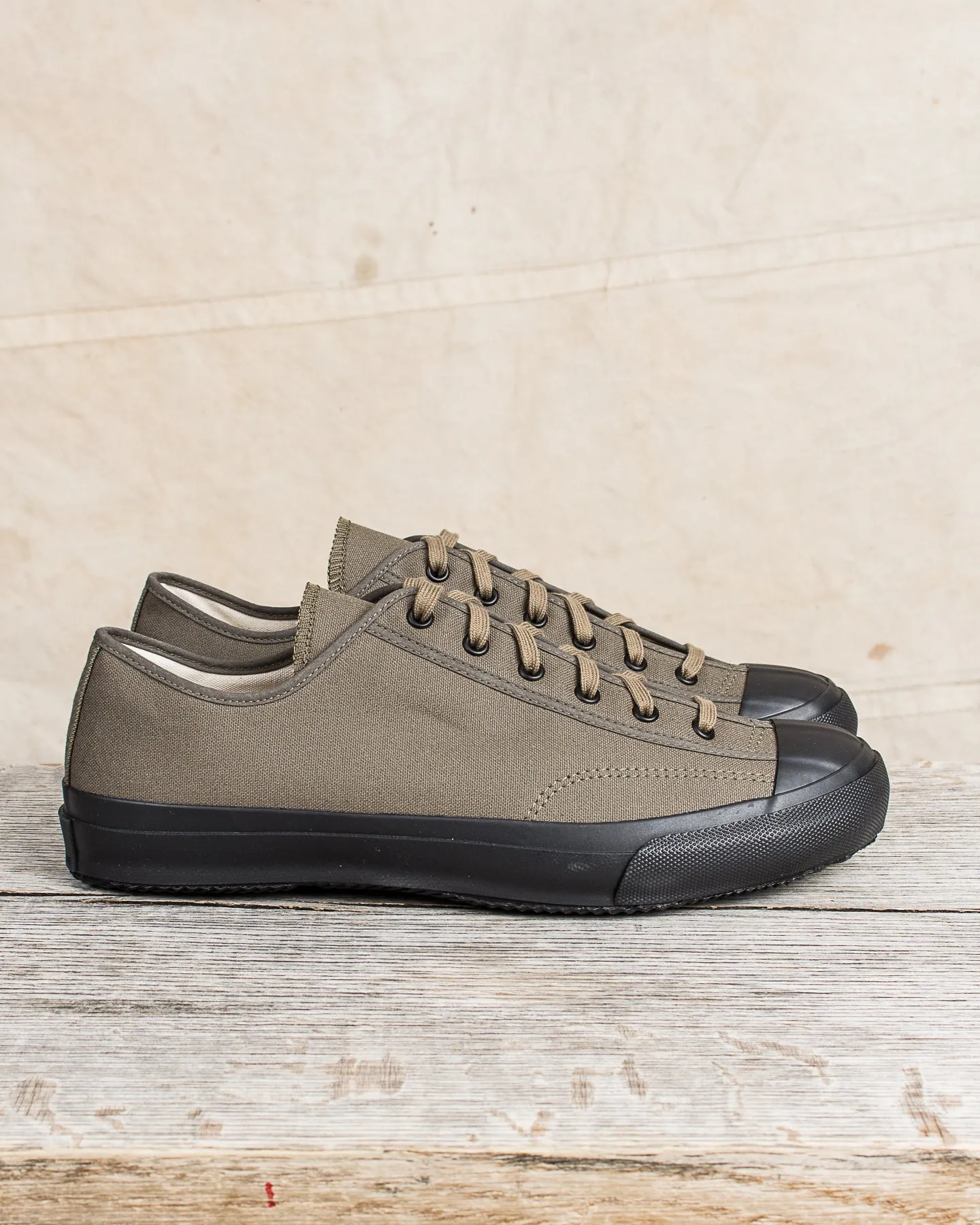 Moonstar Gym Classic Vulcanized Rubber Sneakers Olive