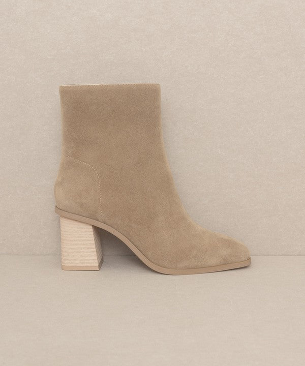 Olivia Moon - Square Toe Ankle Boots